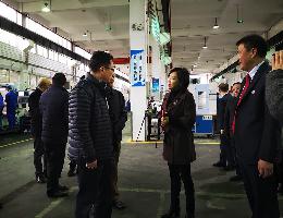 重慶市屈副市長來我司江南職校實訓(xùn)基地調(diào)研